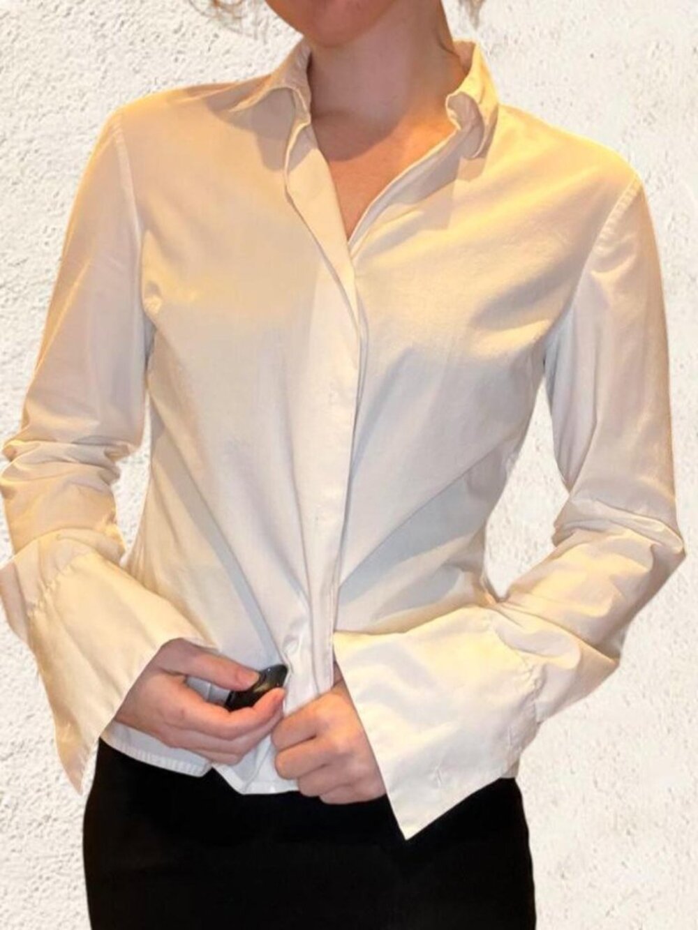 White cotton, nylon & spandex blouse, size M.